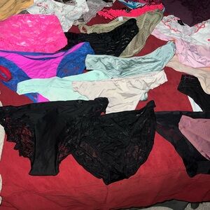 Bundle of bikini panties large